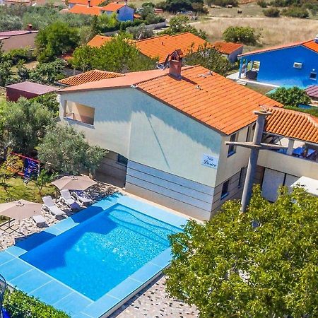 PUY All Seasons Apartment מראה חיצוני תמונה