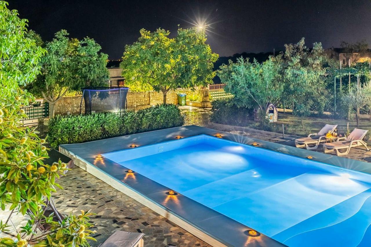 PUY All Seasons Apartment מראה חיצוני תמונה